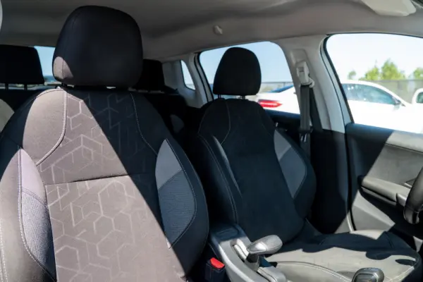 Peugeot 2008 1.6 BlueHDi Access 21