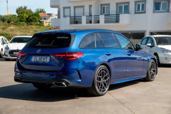 Mercedes-Benz C 220 Station d 9G-TRONIC 4Matic AMG Line 4