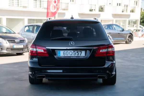 Mercedes-Benz E 220 BlueTEC 9G-TRONIC Avantgarde 9