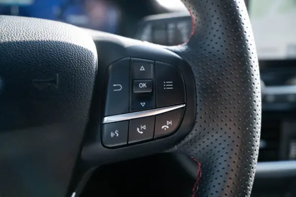 Ford Puma 1.0 EcoBoost MHEV ST-Line Design 25