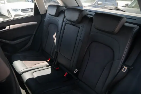 Audi Q5 40 TDI quattro S-line S-tronic 27
