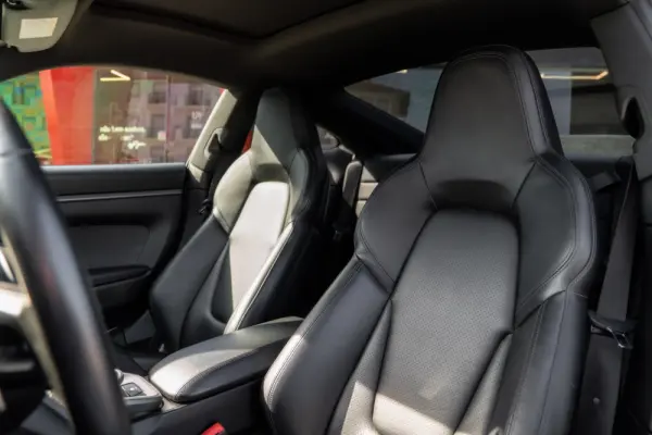 Porsche 911 (992) Carrera PDK 25