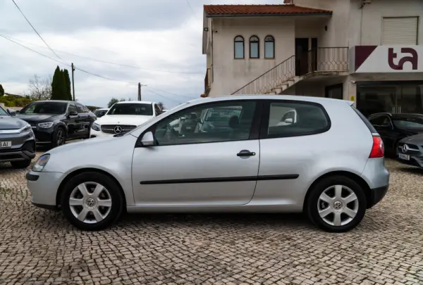 Volkswagen Golf 1.9 TDi BlueM. Confortline 5