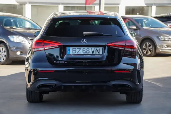 Mercedes-Benz A 250 e 8G-DCT Edition AMG Line 10