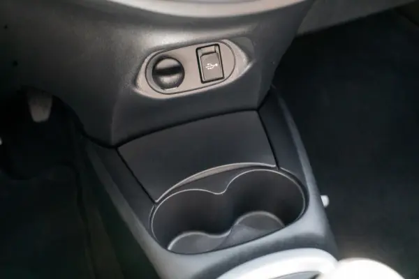 Toyota Yaris 1.0 VVT-i Comfort 20