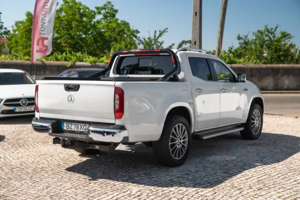 Mercedes-Benz X 350 d Power 4-Matic 3