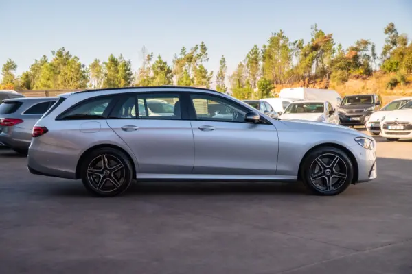 Mercedes-Benz E 300 de 9G-TRONIC AMG Line 13