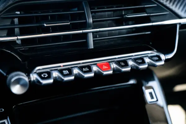 Peugeot e-208 50 kWh Active 12