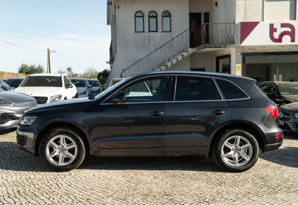 Audi Q5 2.0 TDI Sport 4