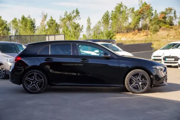 Mercedes-Benz A 250 e 8G-DCT Edition AMG Line 11