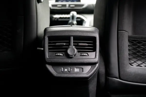 Peugeot 5008 1.6 BlueHDi Allure 32