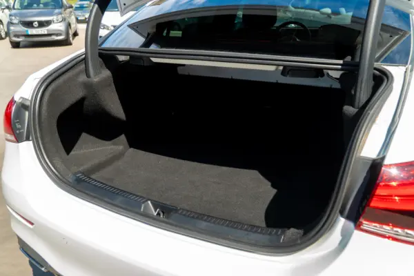 Mercedes-Benz A 250 Limousine e 8G-DCT AMG Line 30