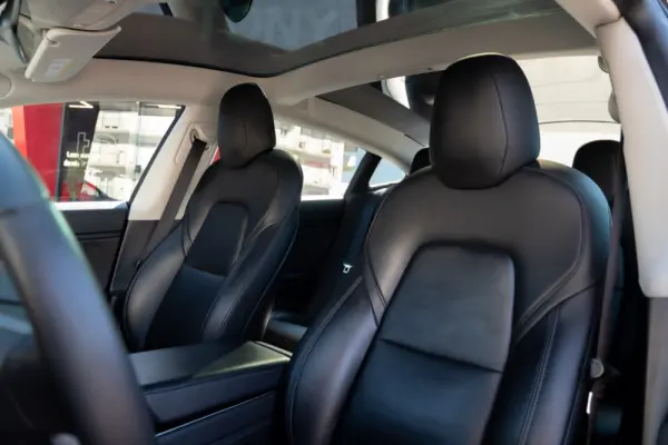 Tesla Model 3 Long-Range Dual Motor AWD 22