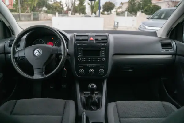 Volkswagen Golf 1.9 TDi BlueM. Confortline 4