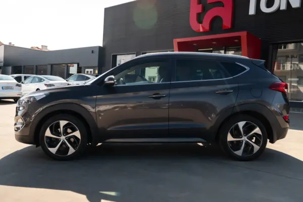 Hyundai Tucson 1.7 CRDi Creative 6