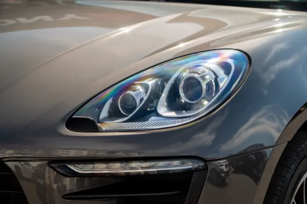 Porsche Macan S 31
