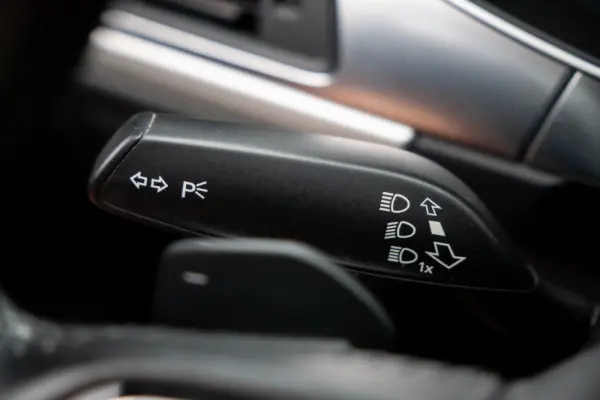 Audi A6 Avant 2.0 TDi S tronic 16