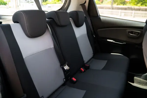 Toyota Yaris 1.0 VVT-i Comfort 20