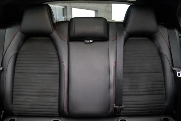 Mercedes-Benz GLA 180 (CDI) d 7G-DCT AMG Line 33
