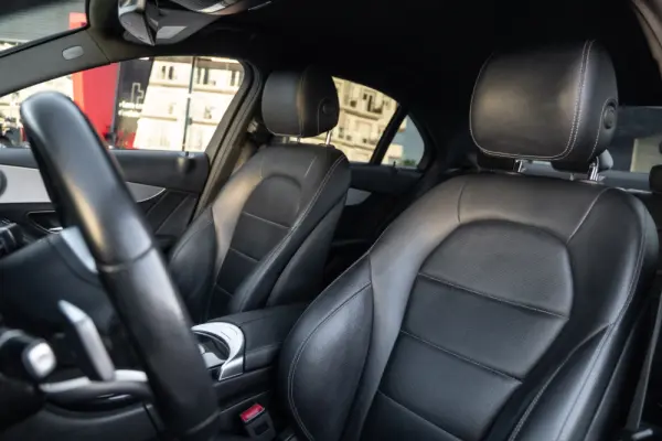 Mercedes-Benz C 300 de AMG Line 21