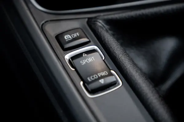 BMW 318 d Blue Performance Sport Line 20