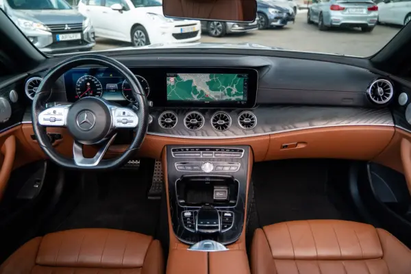 Mercedes-Benz E 220 d 4Matic 9G-TRONIC AMG Line 5