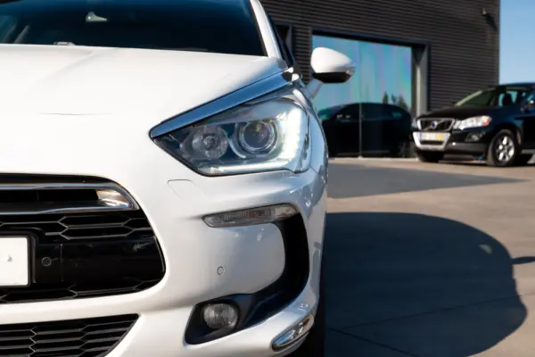 Citroen DS5 2.0 HDi Hy4 So Chic CMP6 102g 30