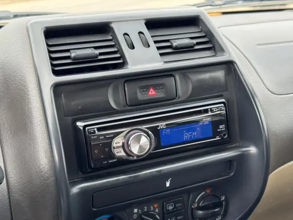 Nissan Terrano Outro 10