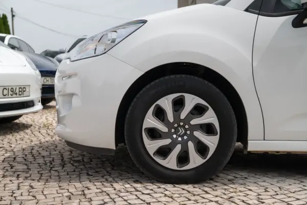 Citroen C3 1.2 PureTech Feel 8