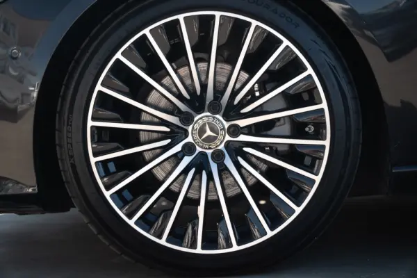 Mercedes-Benz C 220 d Avantgarde 8