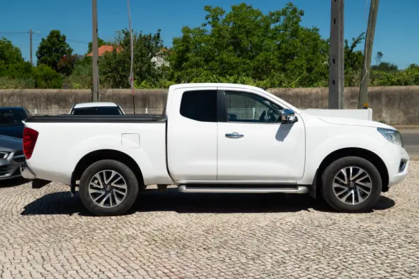 Nissan Navara 2.3 dCi CD 4WD N-Connecta 23