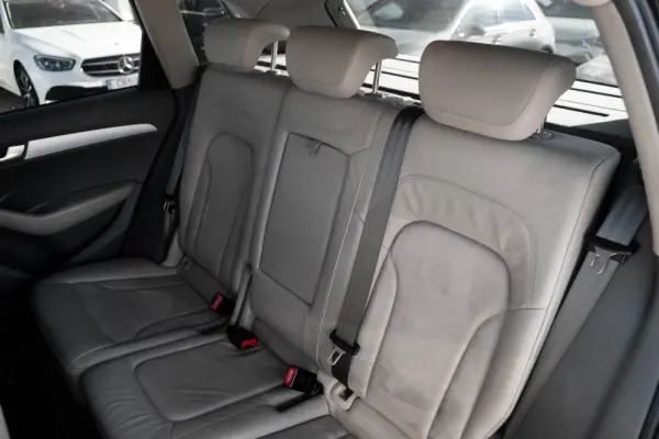 Audi Q5 2.0 TDI Sport 9
