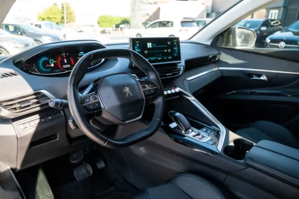 Peugeot 3008 1.6 Hybrid4 Allure Pack e-EAT8 3