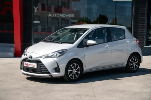 Toyota Yaris 1.0 VVT-i Comfort 2