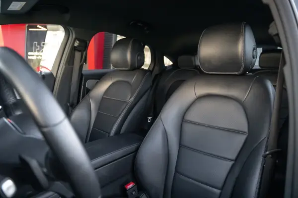 Mercedes-Benz GLC 300 e Coupé 4Matic 31