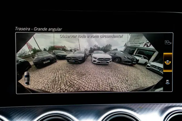 Mercedes-Benz E 220 d Avantgarde+ 5