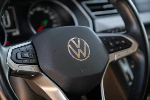 Volkswagen Passat Variant 2.0 TDI Elegance DSG 20