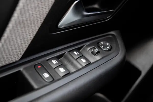 Citroen C4 1.5 BlueHDi Feel 15