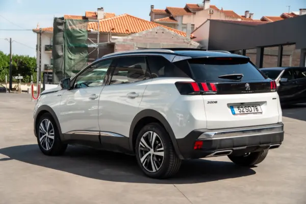 Peugeot 3008 1.6 BlueHDi GT Line EAT6 5