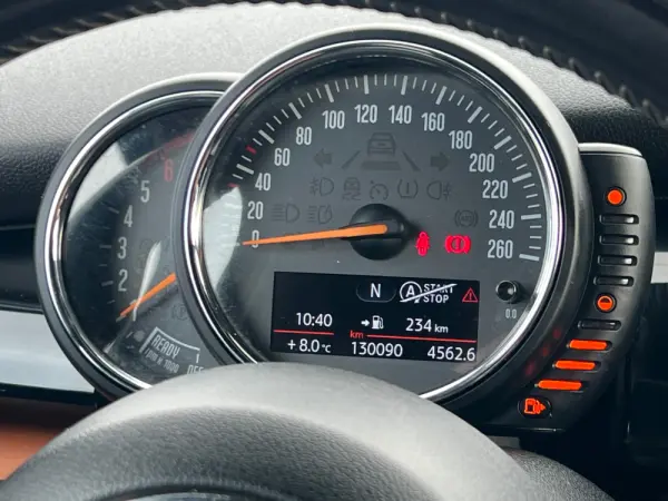 MINI 5 Portas Cooper D 15
