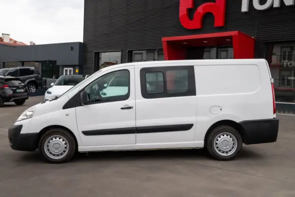 Citroen Jumpy 1.6 HDi L2H1 Semi-Vidrada 6