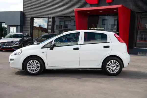 Fiat Punto 1.3 M-Jet Easy S&S 8