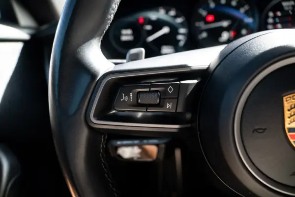 Porsche 911 (992) Carrera PDK 17