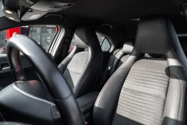 Mercedes-Benz A 180 d AMG Line 24