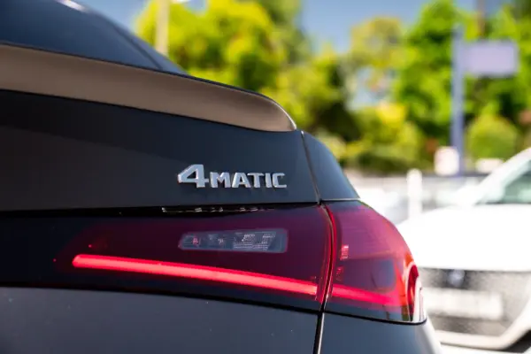 Mercedes-Benz GLC 300 de Coupe 4Matic 9G-TRONIC AMG Line Advanced 39