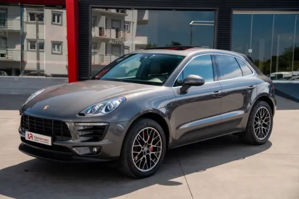 Porsche Macan S 4