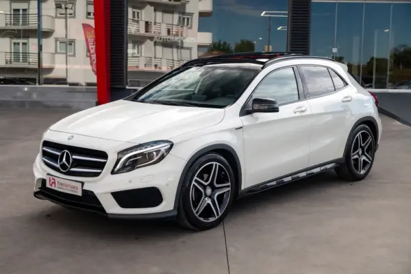 Mercedes-Benz GLA 180 (CDI) d 7G-DCT AMG Line 2