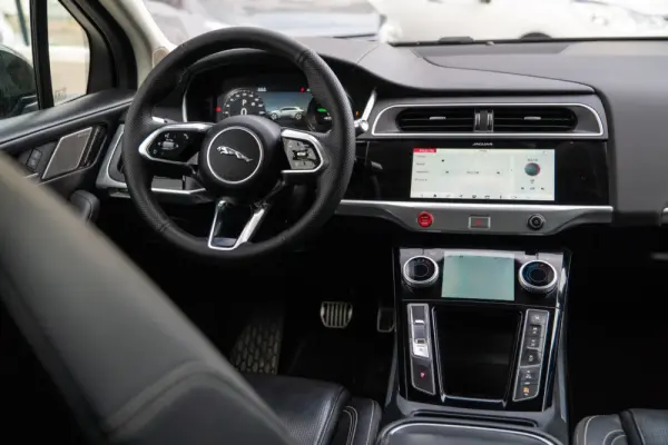 Jaguar I-Pace EV400 AWD SE 33