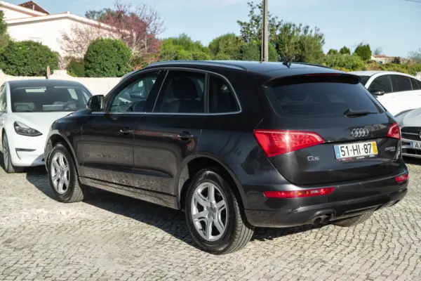 Audi Q5 2.0 TDI Sport 17