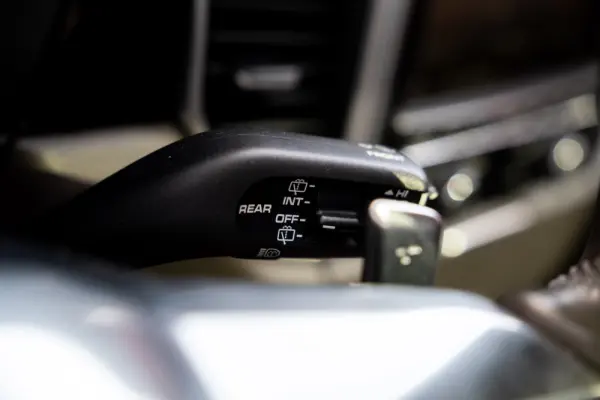 Porsche Macan S 8